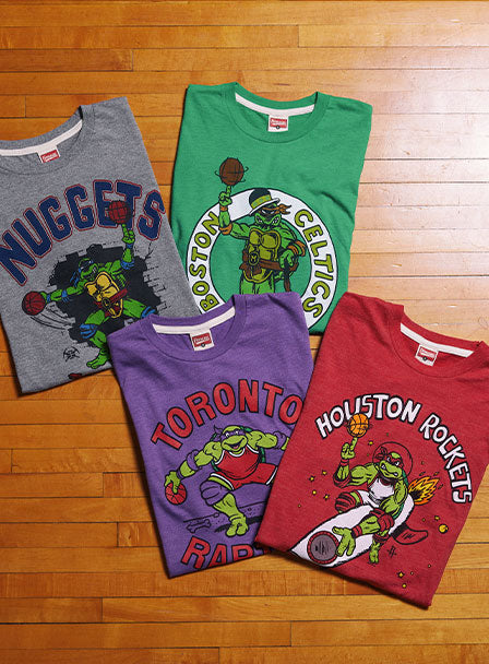 TMNT Michelangelo x New York Knicks T-Shirt from Homage | Grey | Retro Nickelodeon T-Shirt from Homage.