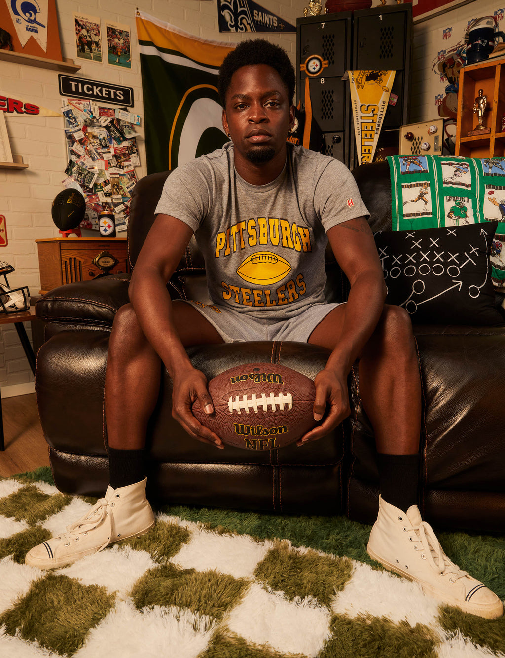 Pittsburgh Steelers T-Shirt perfect for game day and every day in between. 