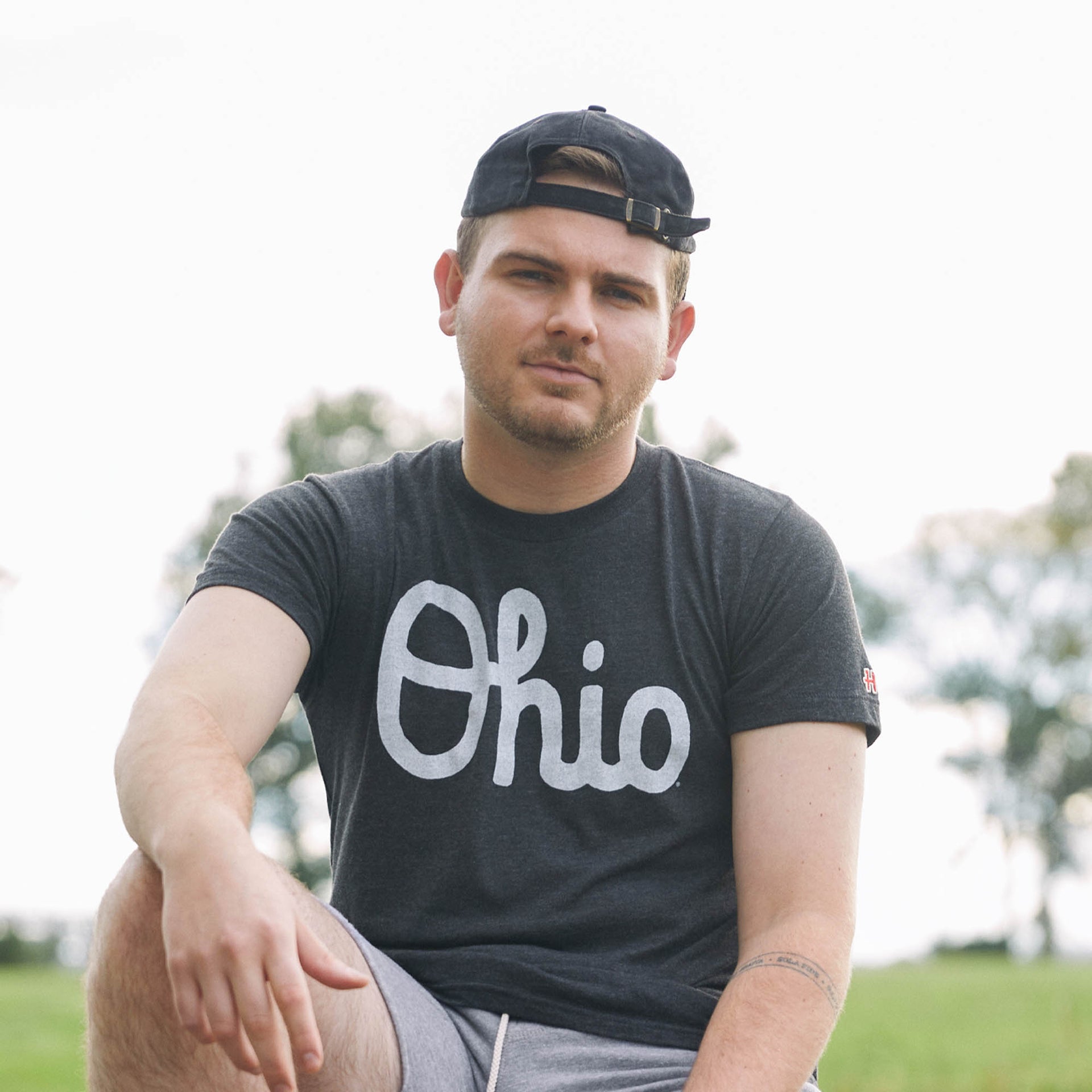 Vintage Script Ohio T-Shirt | Retro Script Ohio Graphic T-Shirts – HOMAGE