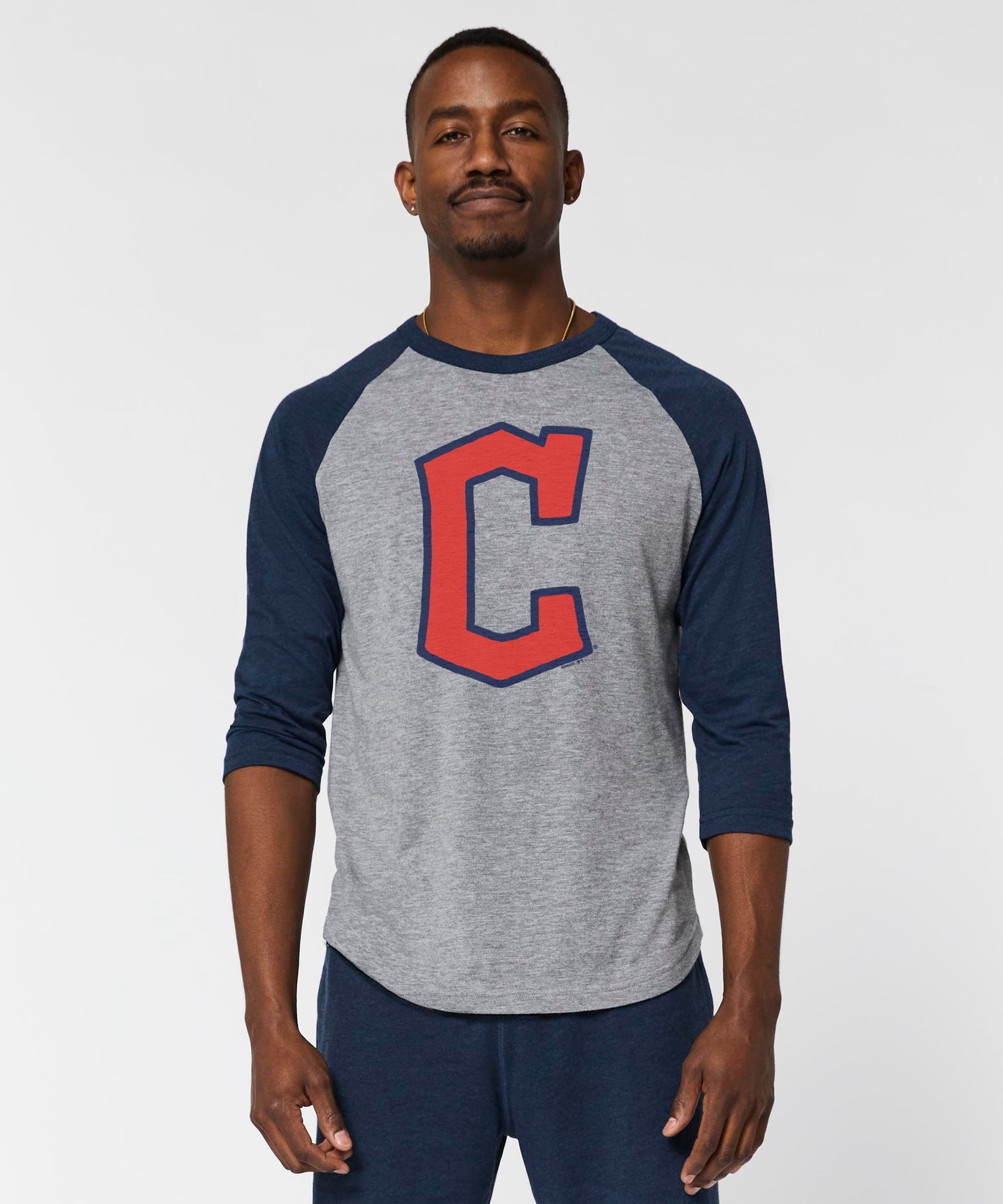 cleveland guardians cap logo '22 raglan