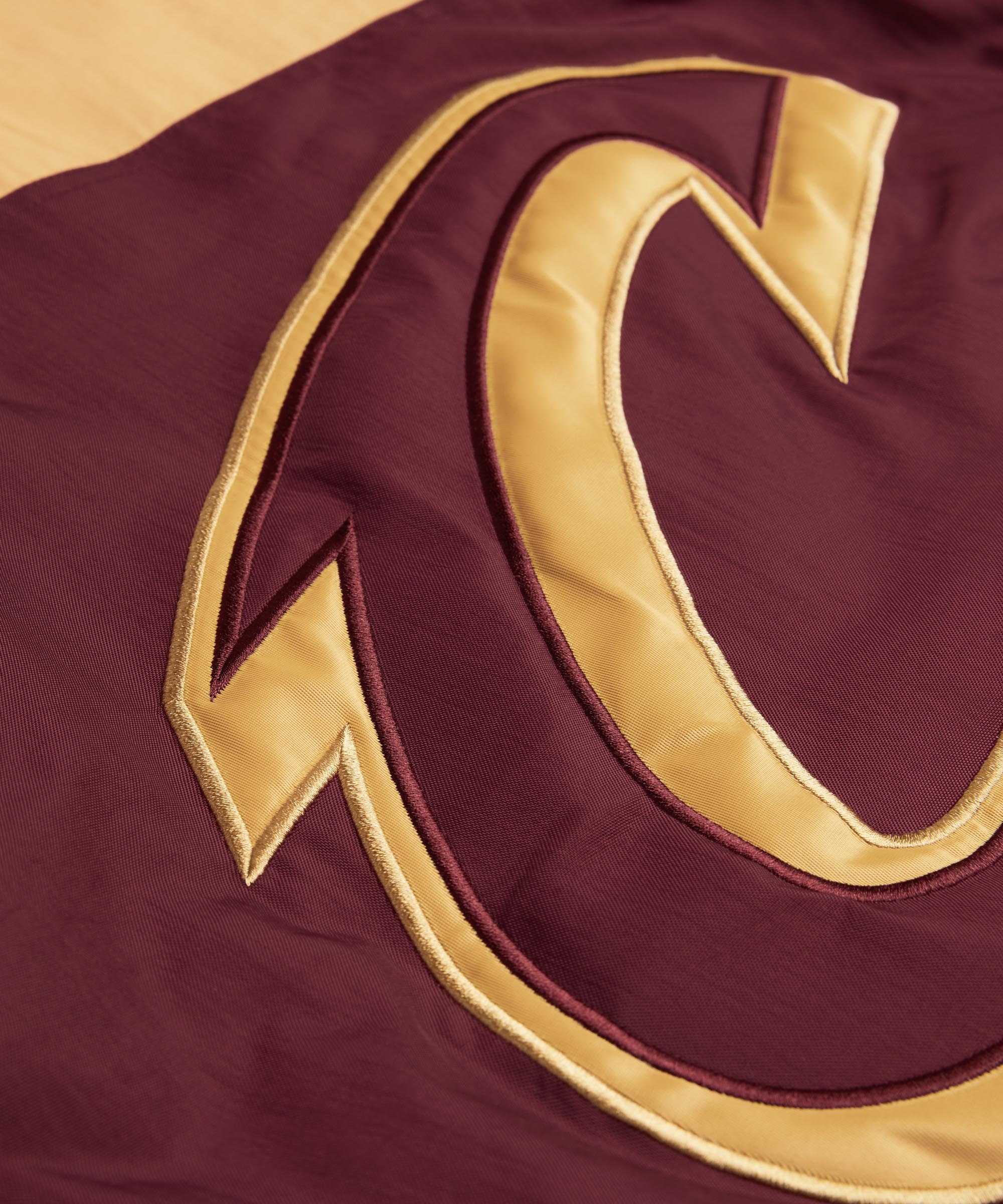 HOMAGE X Starter Cavs Pullover Jacket