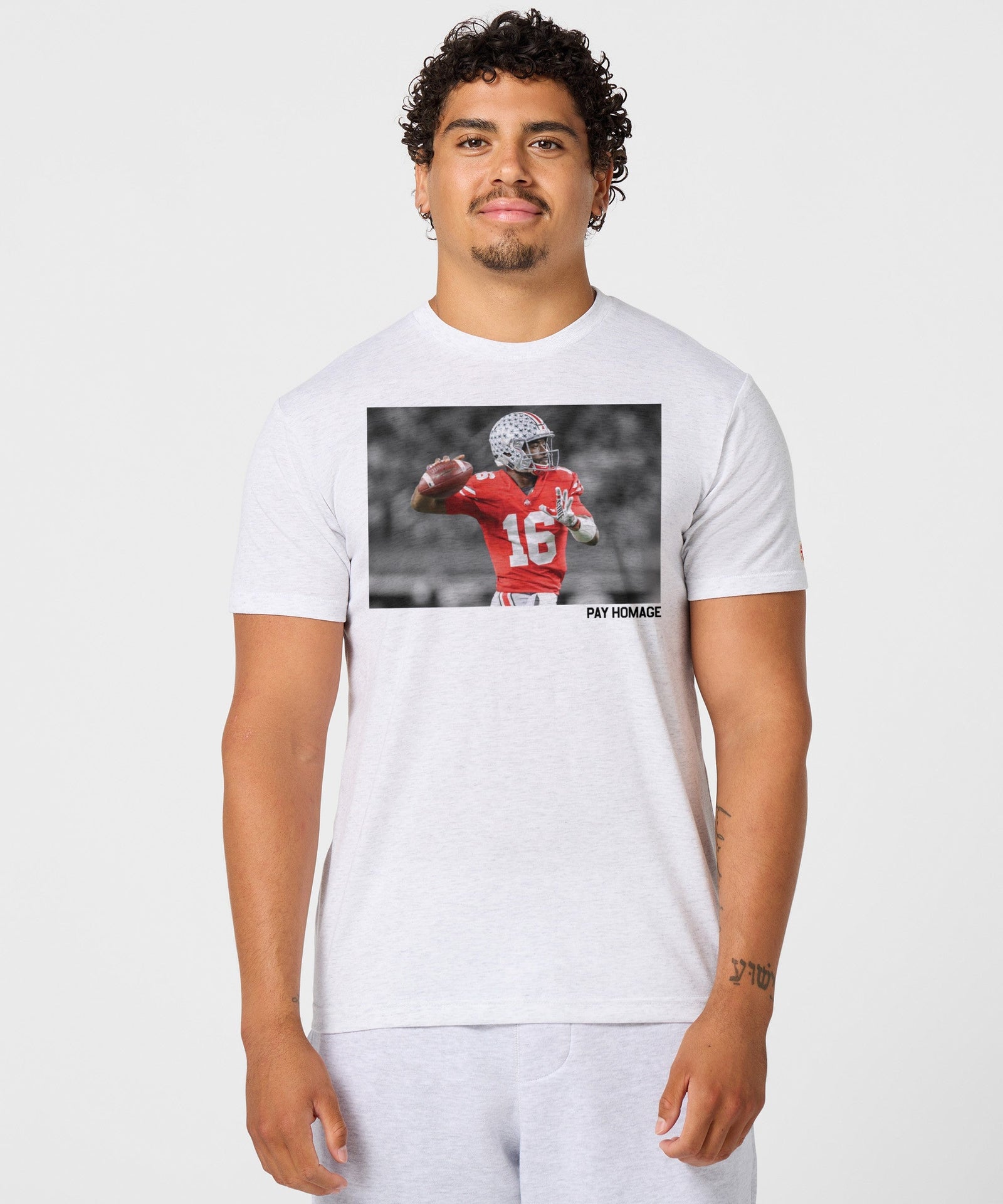 J.T. Barrett Pay Homage