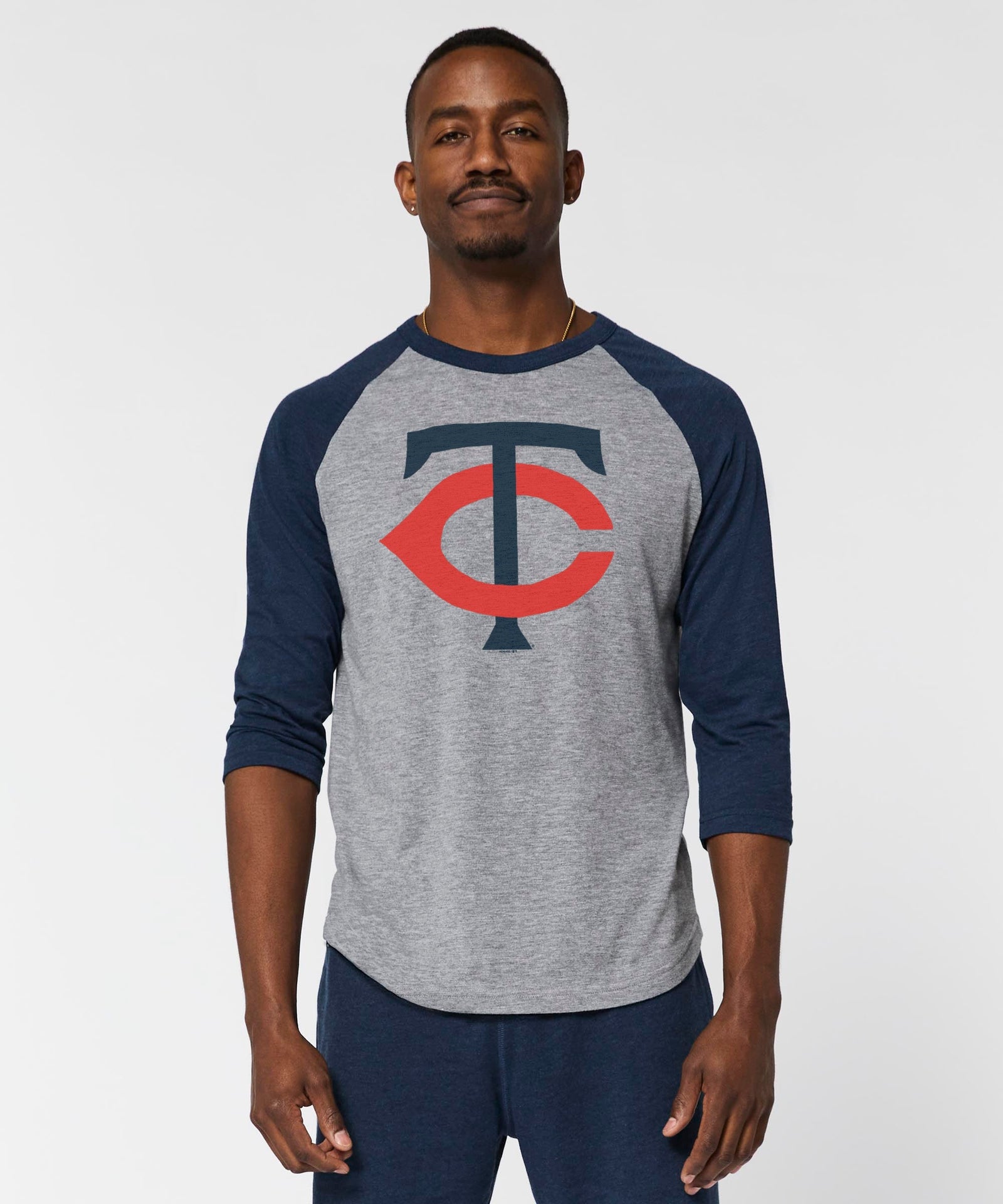minnesota twins alt logo '61 raglan