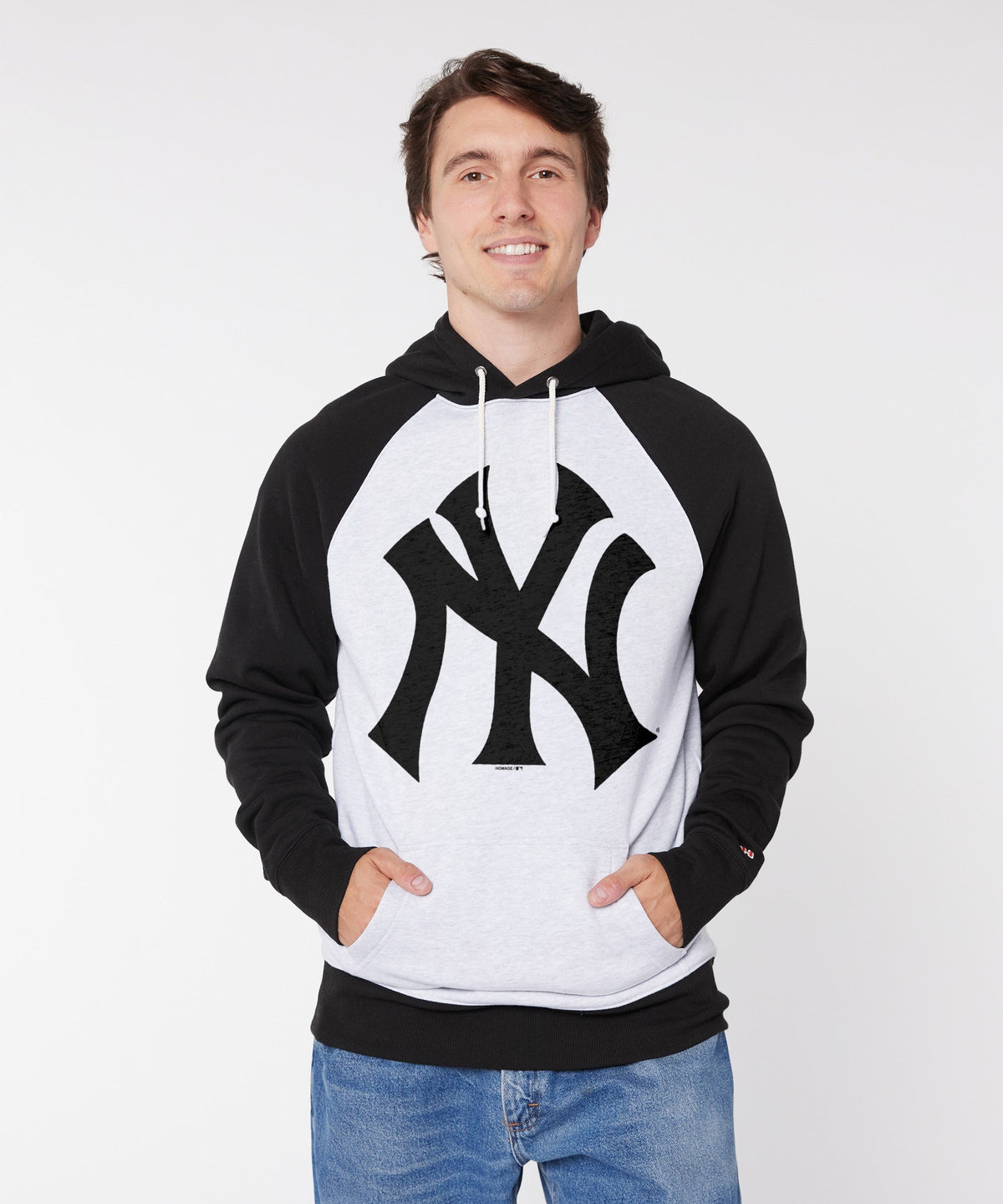 New York Yankees Cap Logo '68 Blackout Colorblock Hoodie