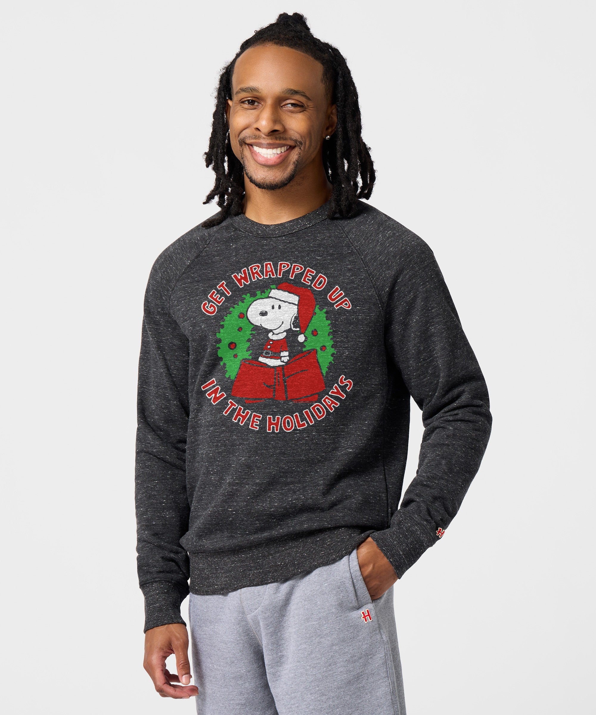Peanuts Snoopy Get Wrapped Up In The Holidays Crewneck