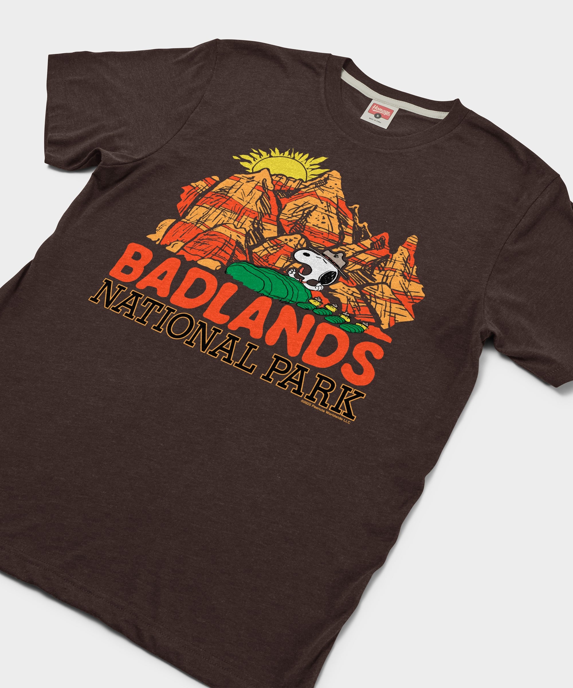 Peanuts Snoopy X Badlands National Park