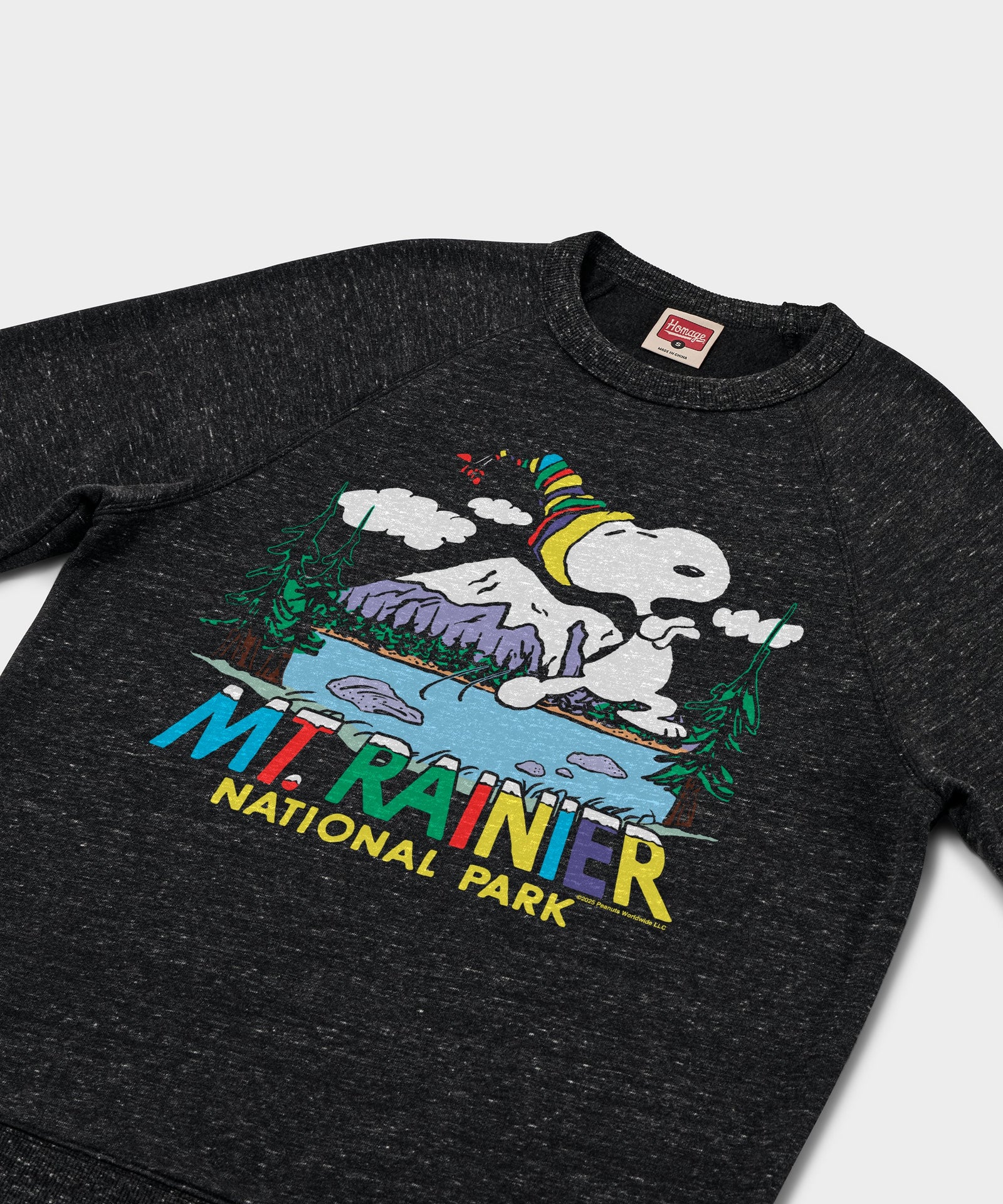 Peanuts Snoopy X Mount Rainier National Park Crewneck