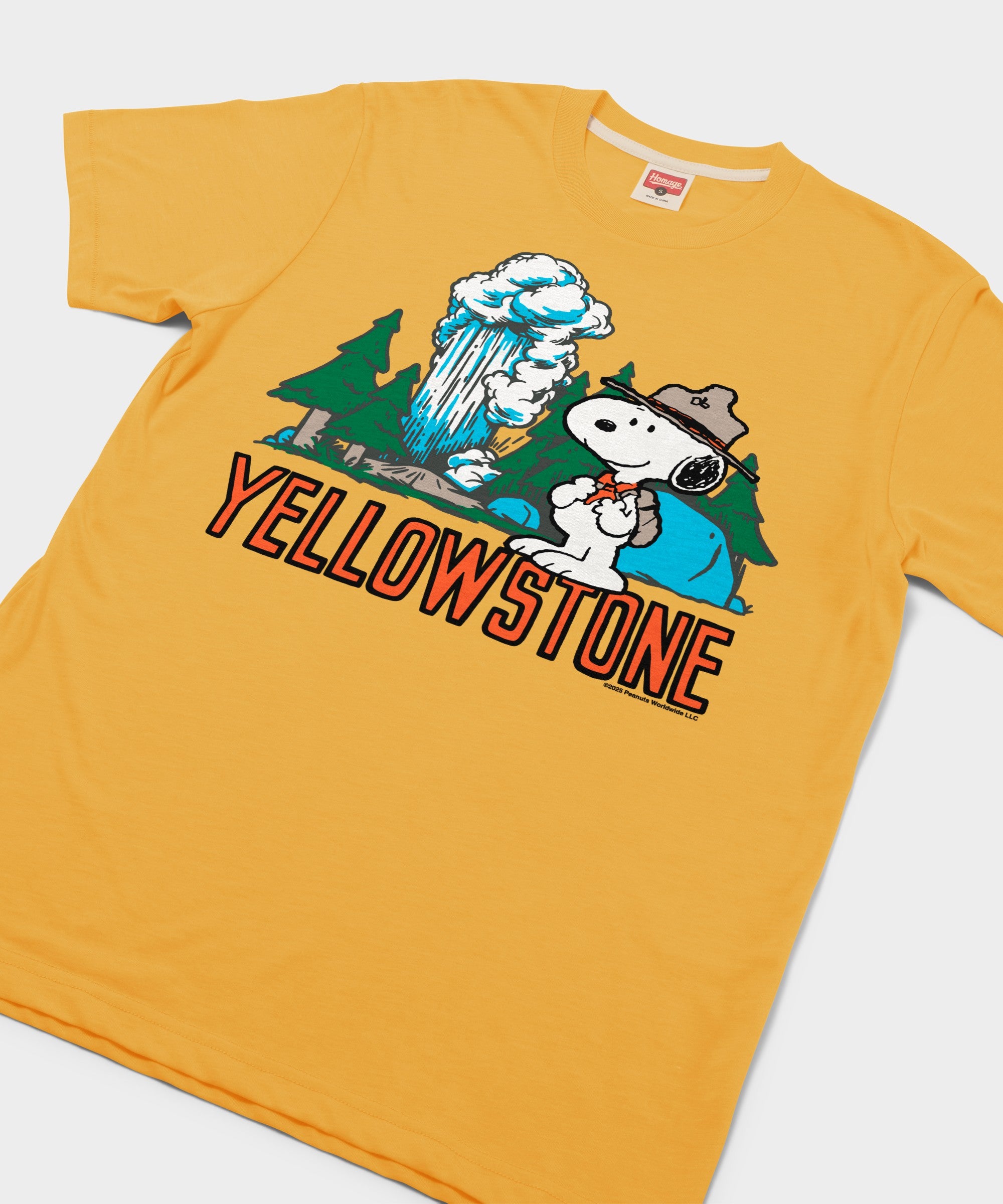 Peanuts Snoopy X Yellowstone National Park