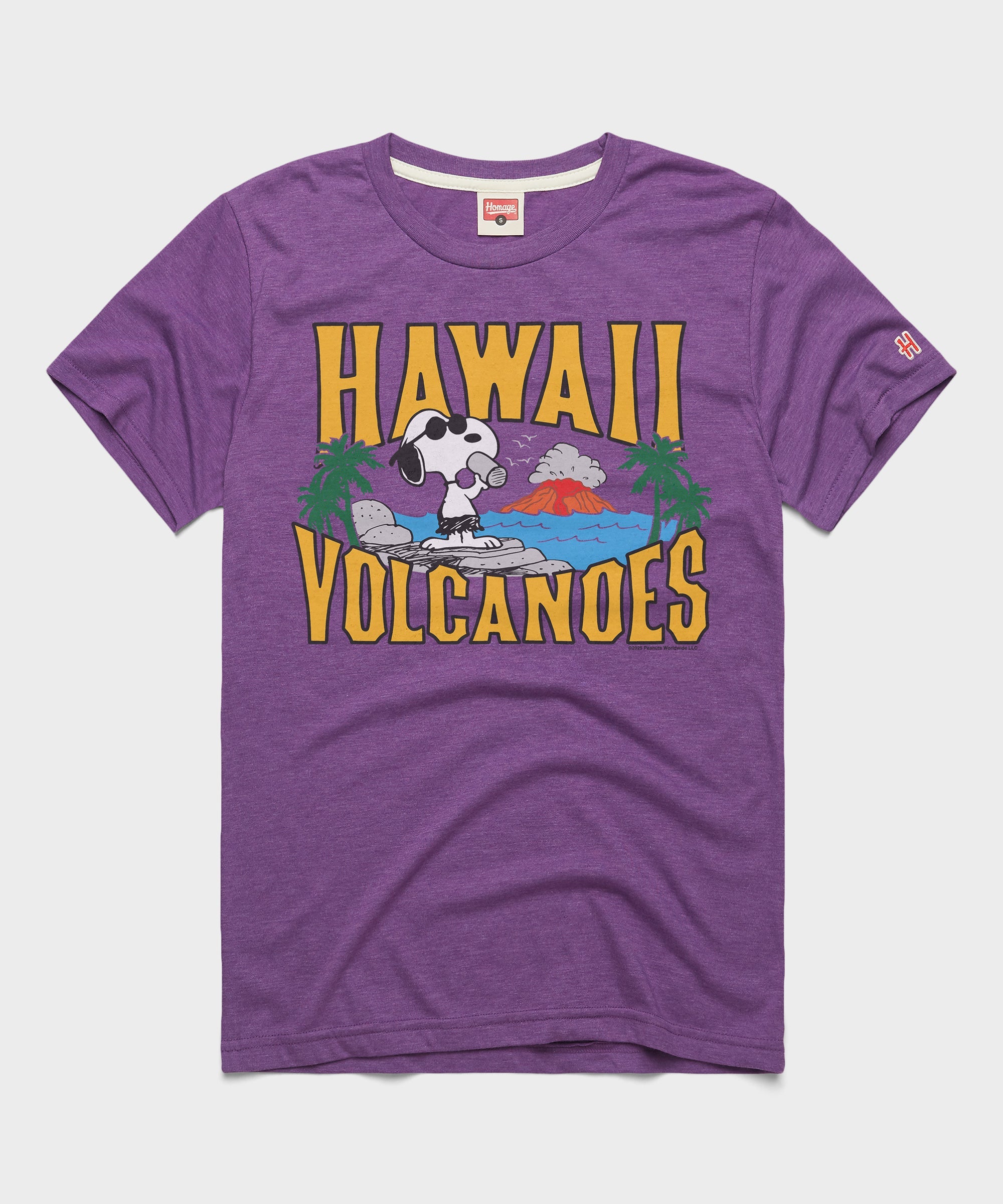 Peanuts Snoopy x Hawaii Volcanoes National Park