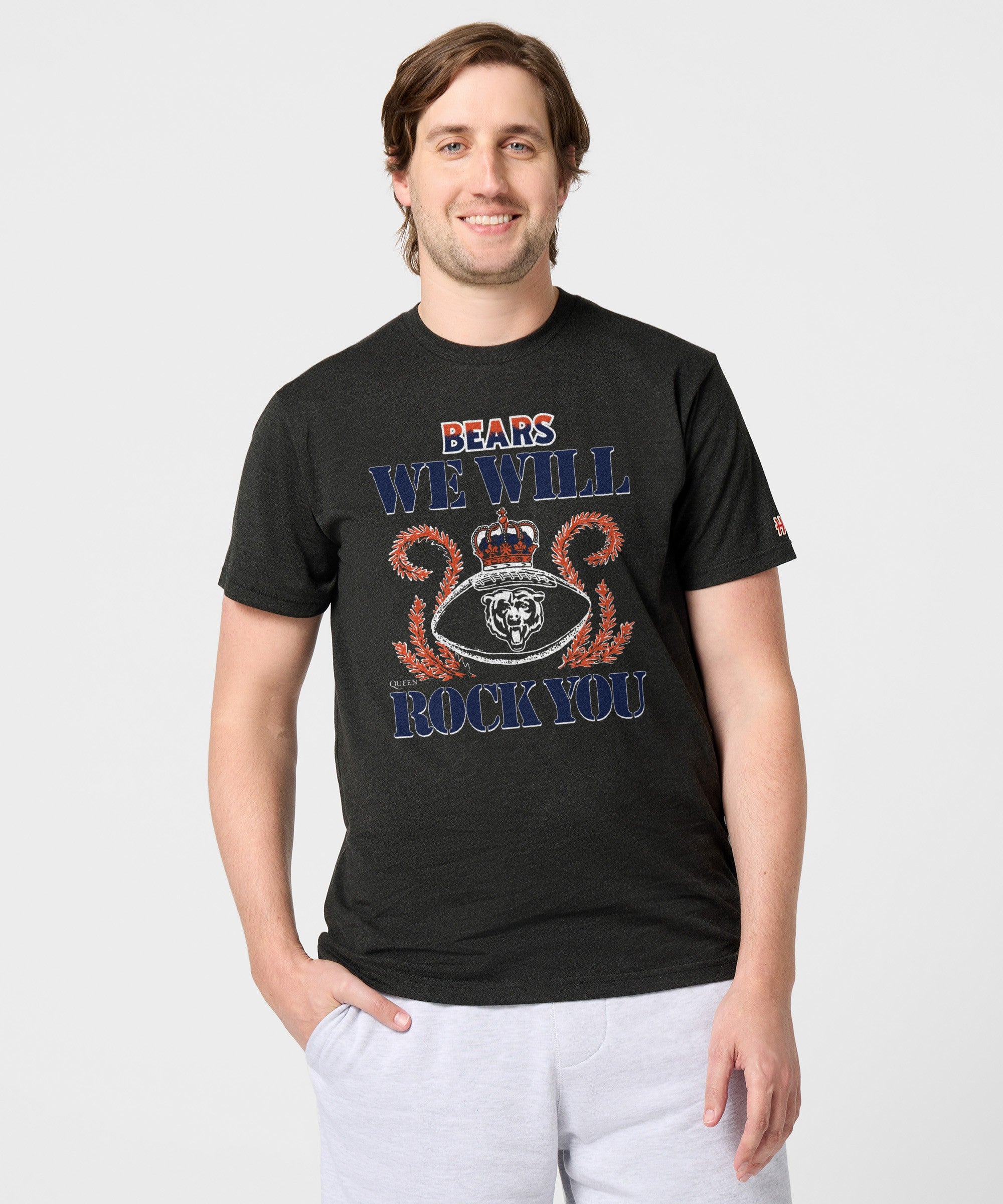 Queen x chicago bears schedule 2026