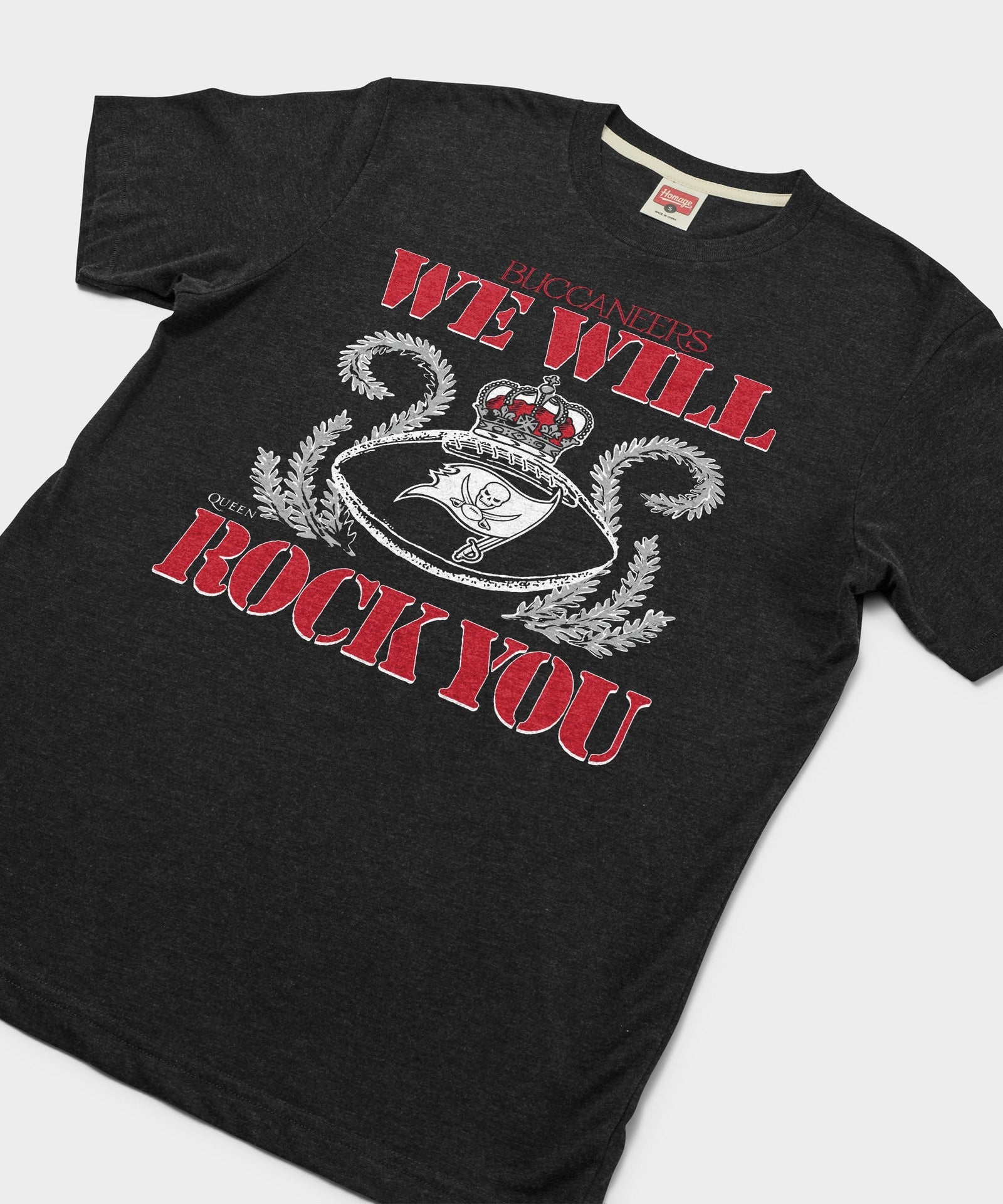 Queen x Tampa Bay Buccaneers