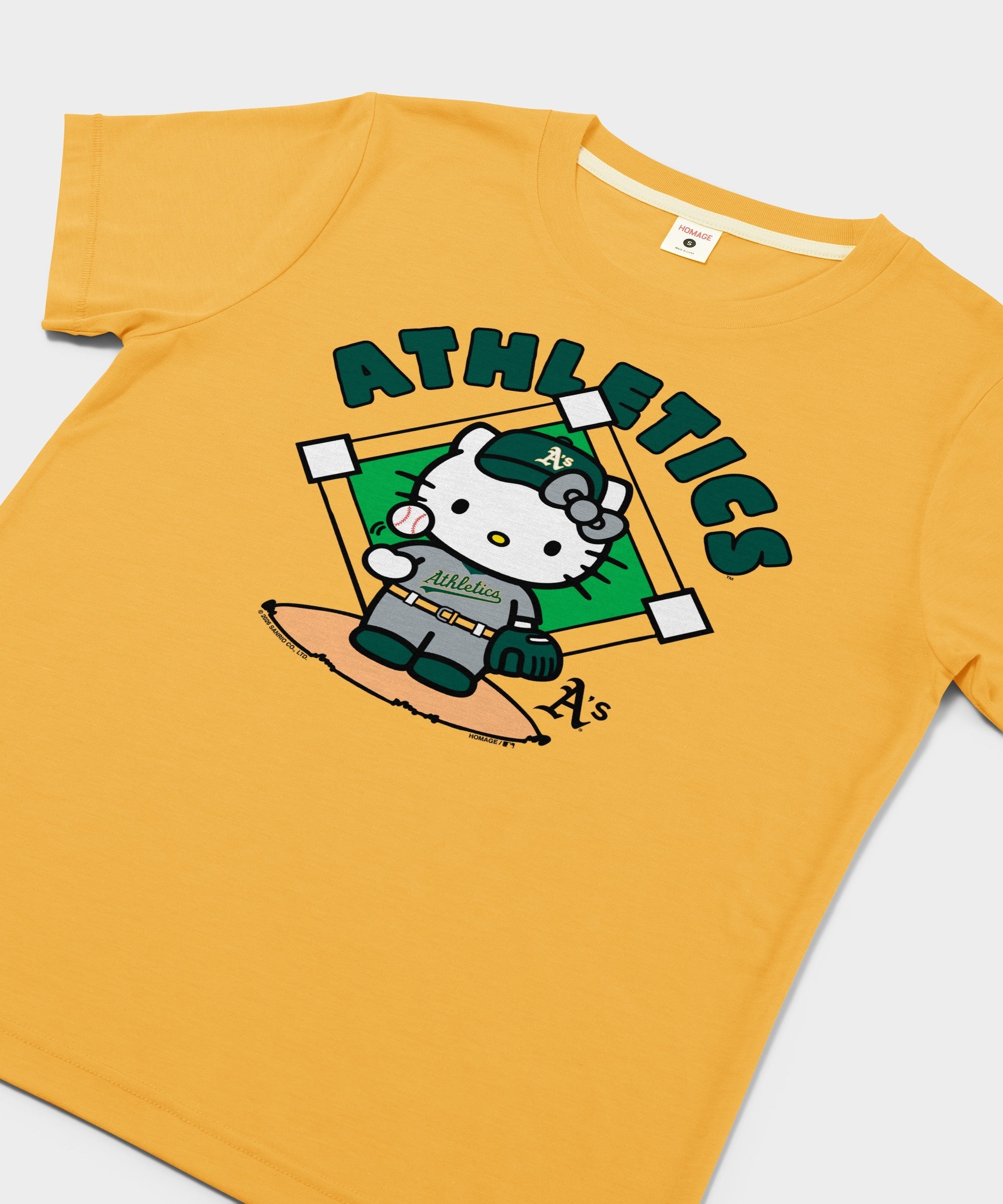 Women's Hello Kitty x Athletics Toss