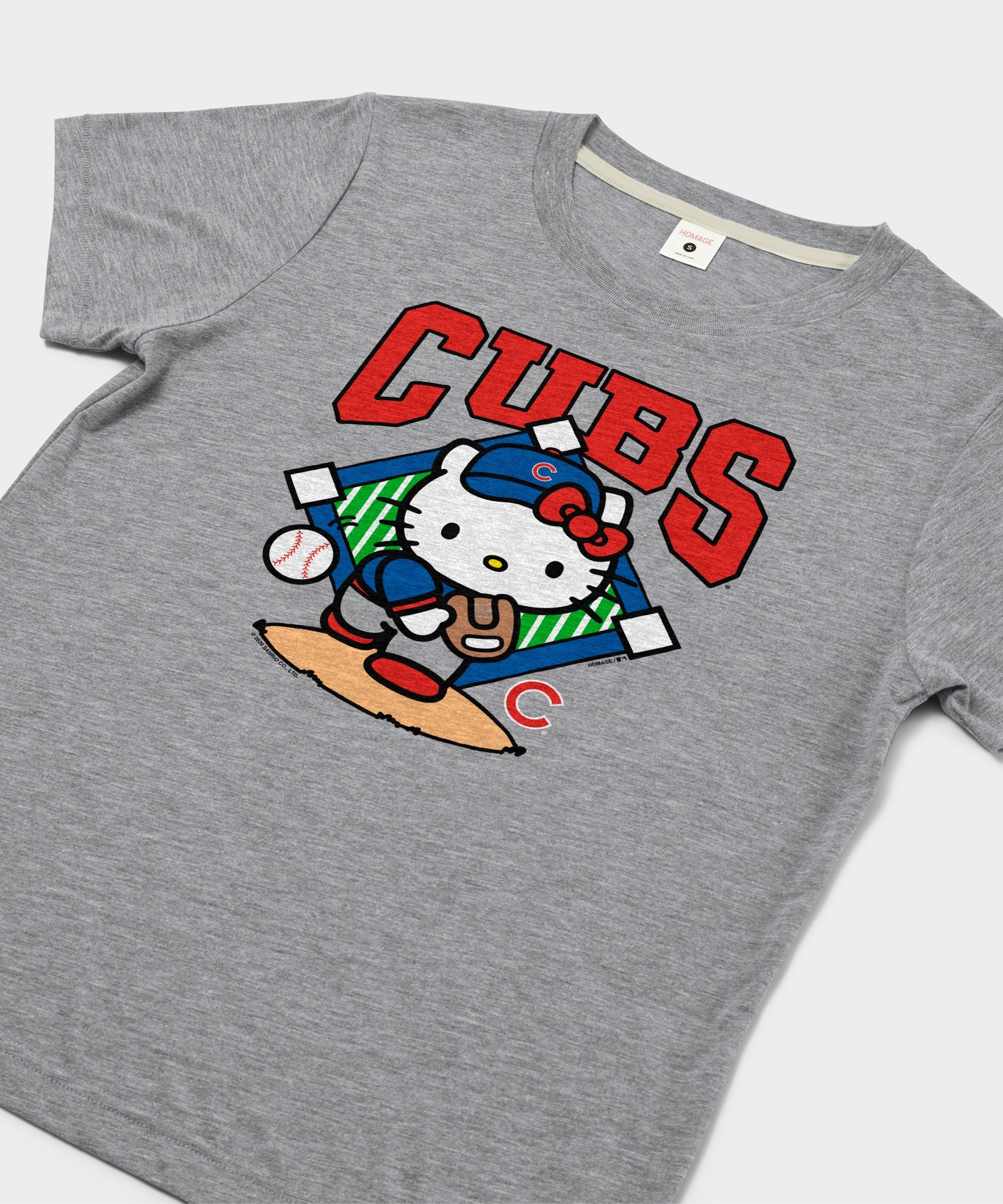 Women's Hello Kitty x Chicago Cubs Pitch