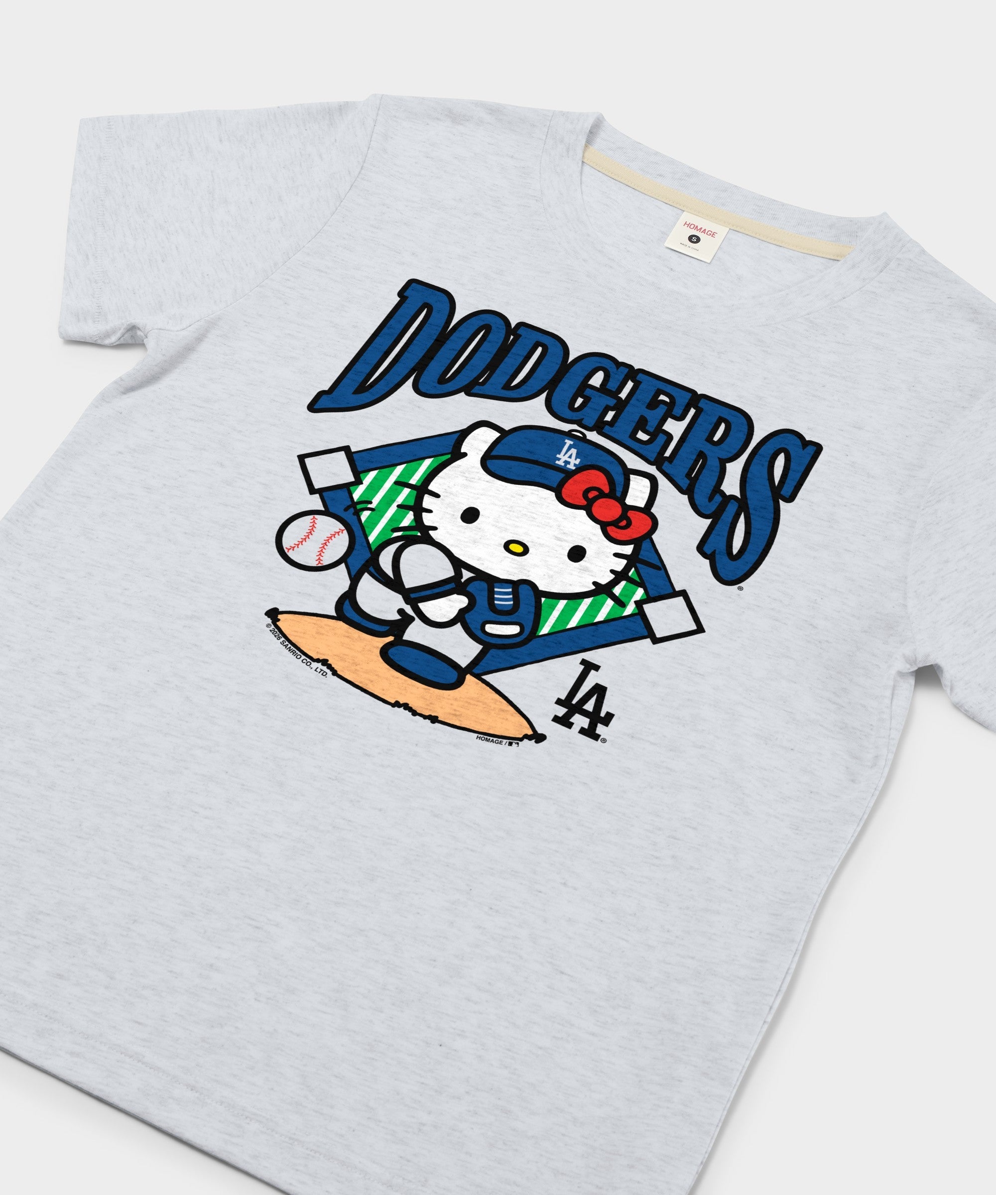 Women's Hello Kitty x Los Angeles Dodgers Pitch