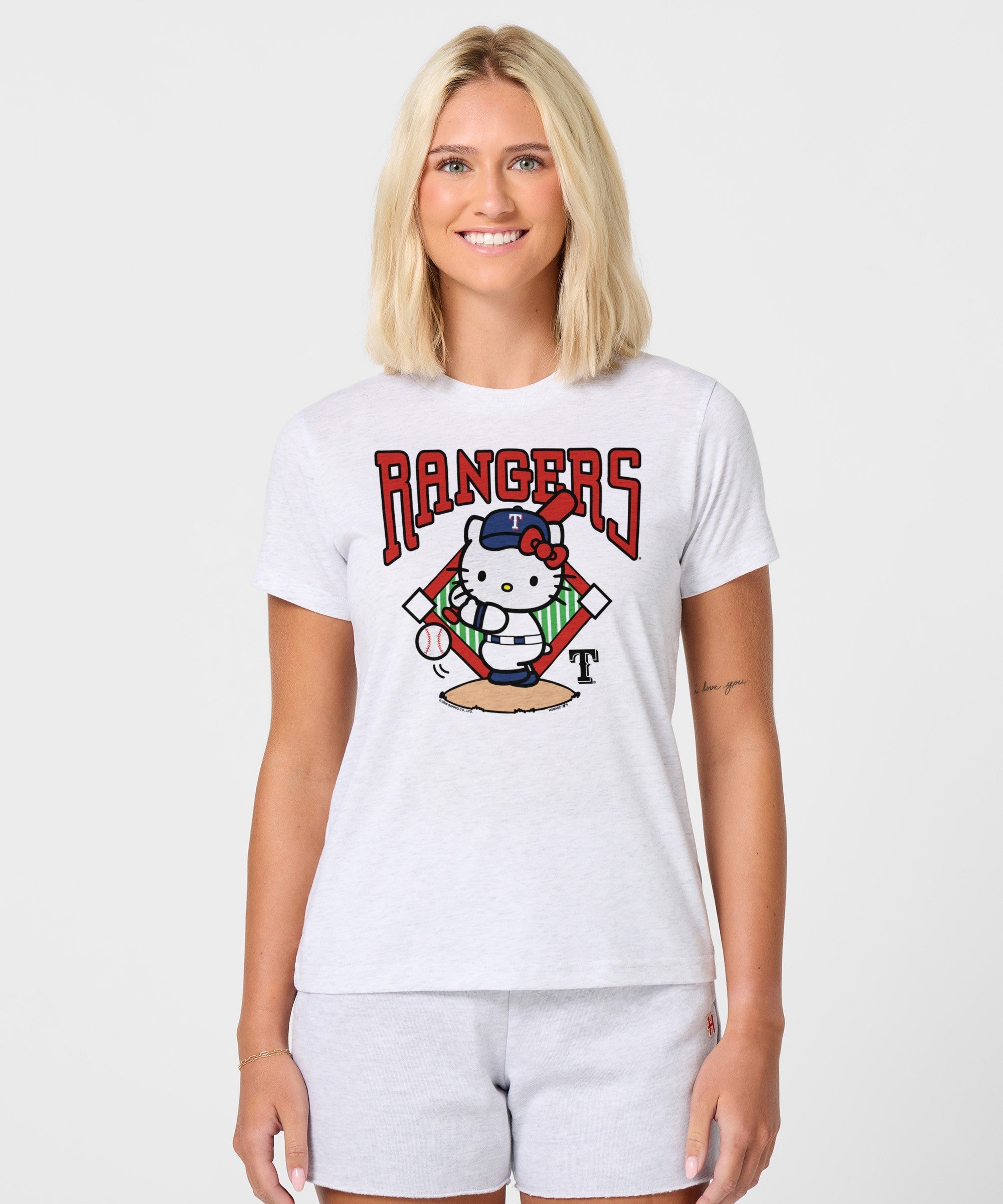 Women's Hello Kitty x Texas Rangers Swing