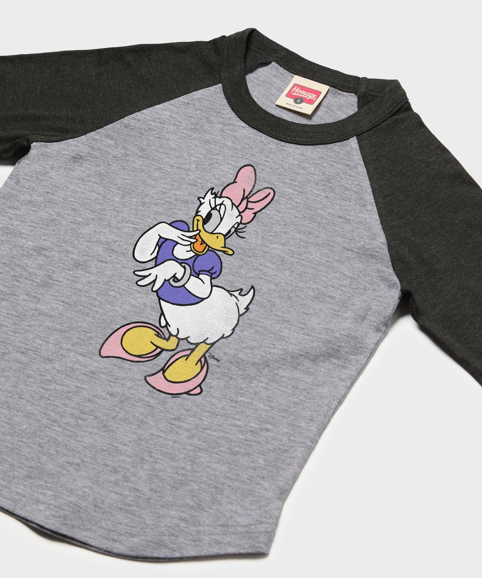 youth daisy duck raglan