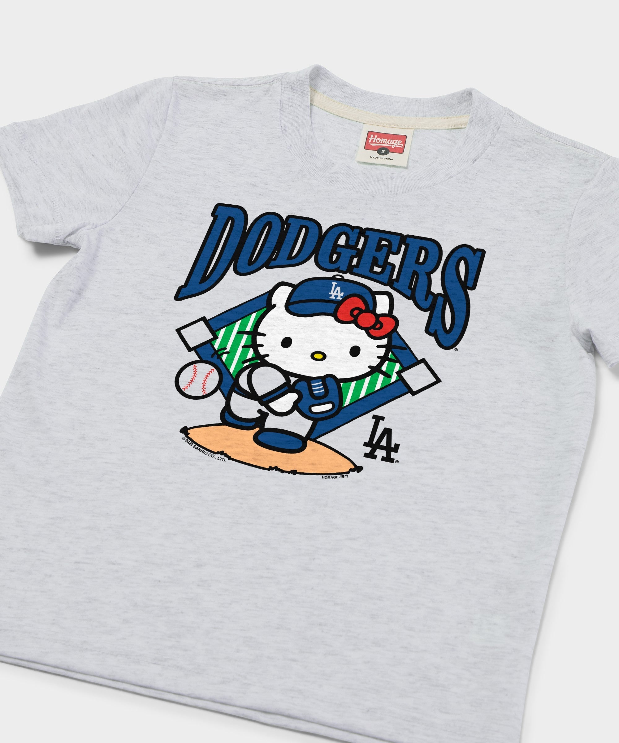 Youth Hello Kitty x Los Angeles Dodgers Pitch