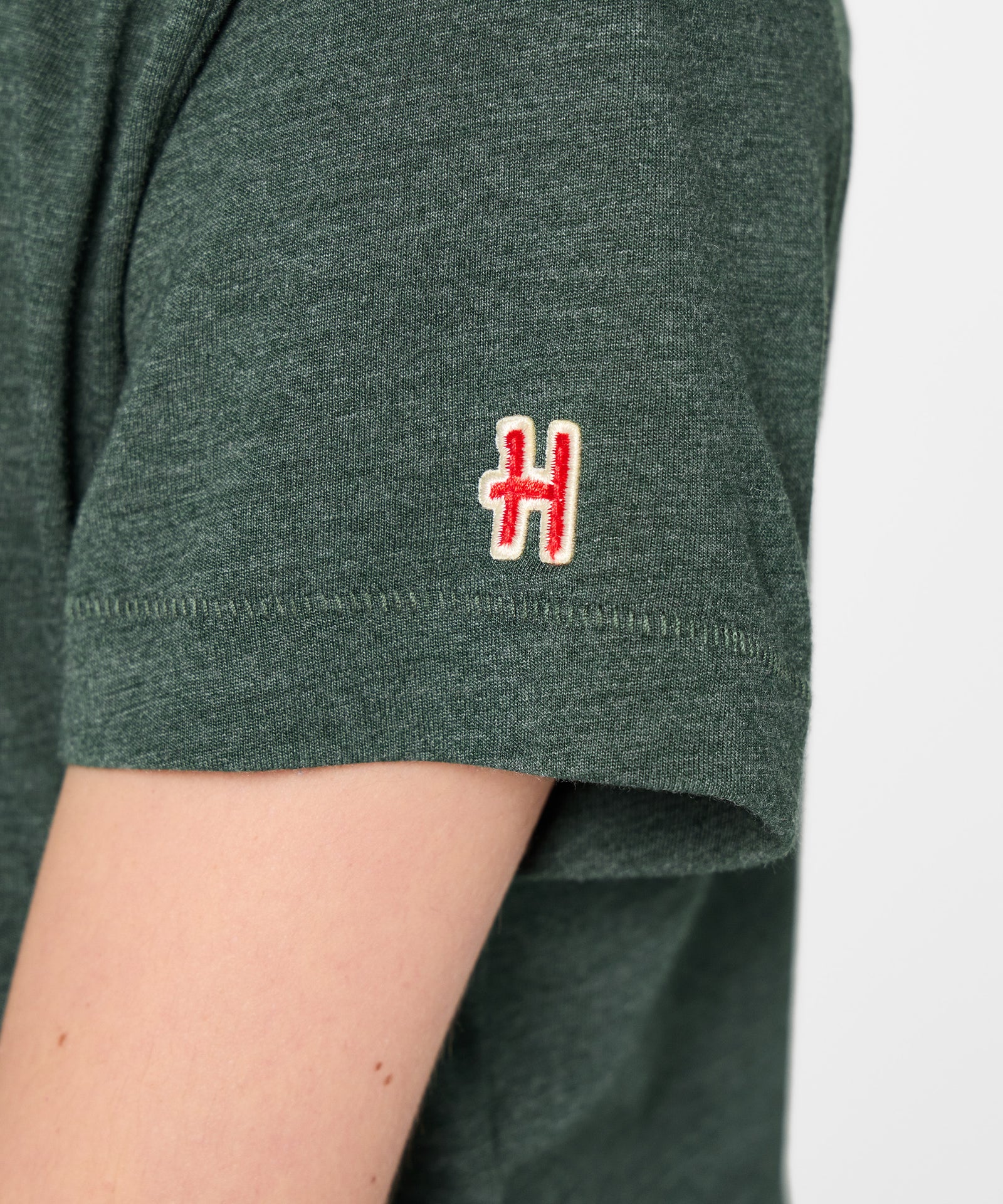 Youth Milwaukee Alt Bucks Logo