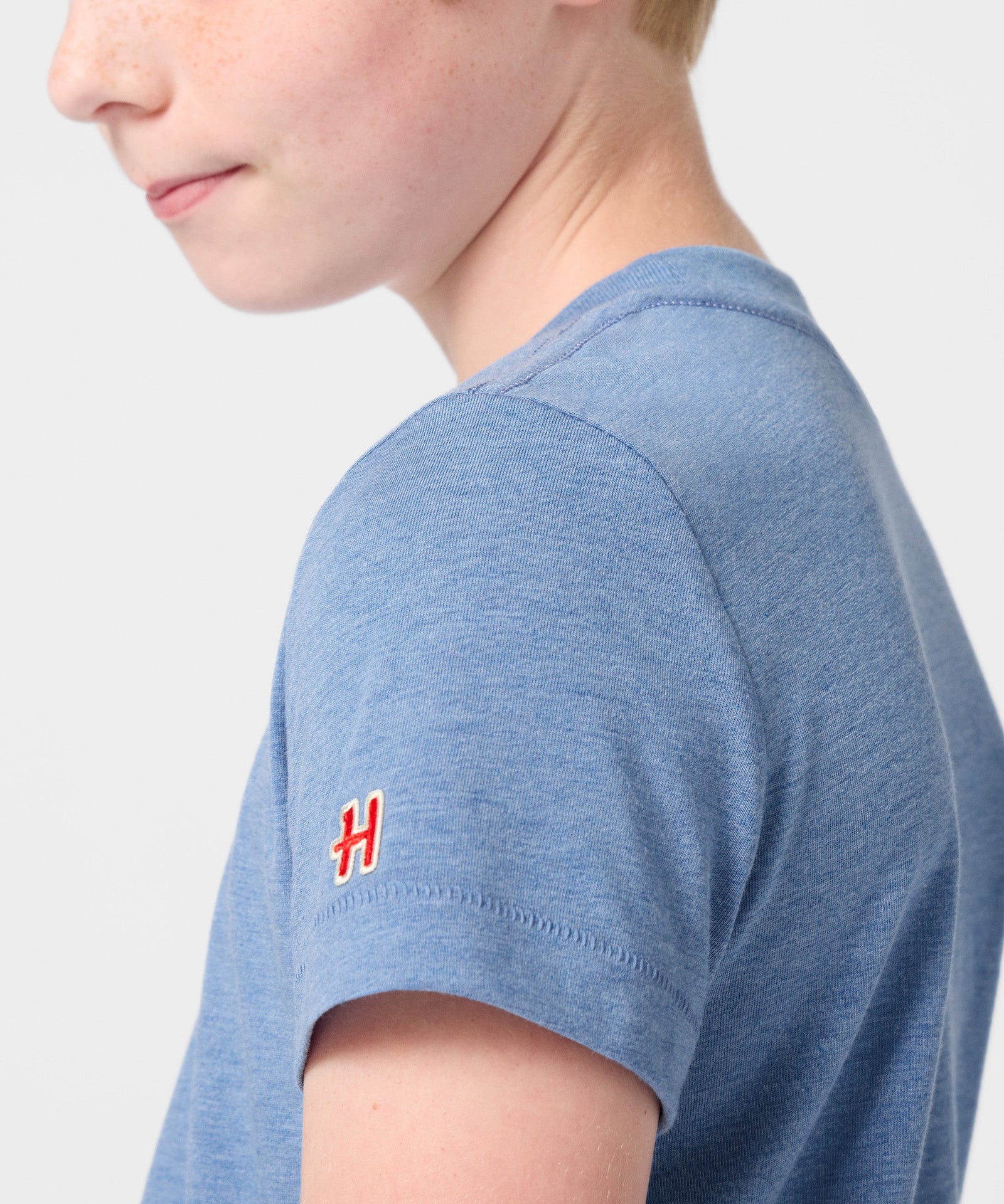 Youth Tennessee Titans Crest