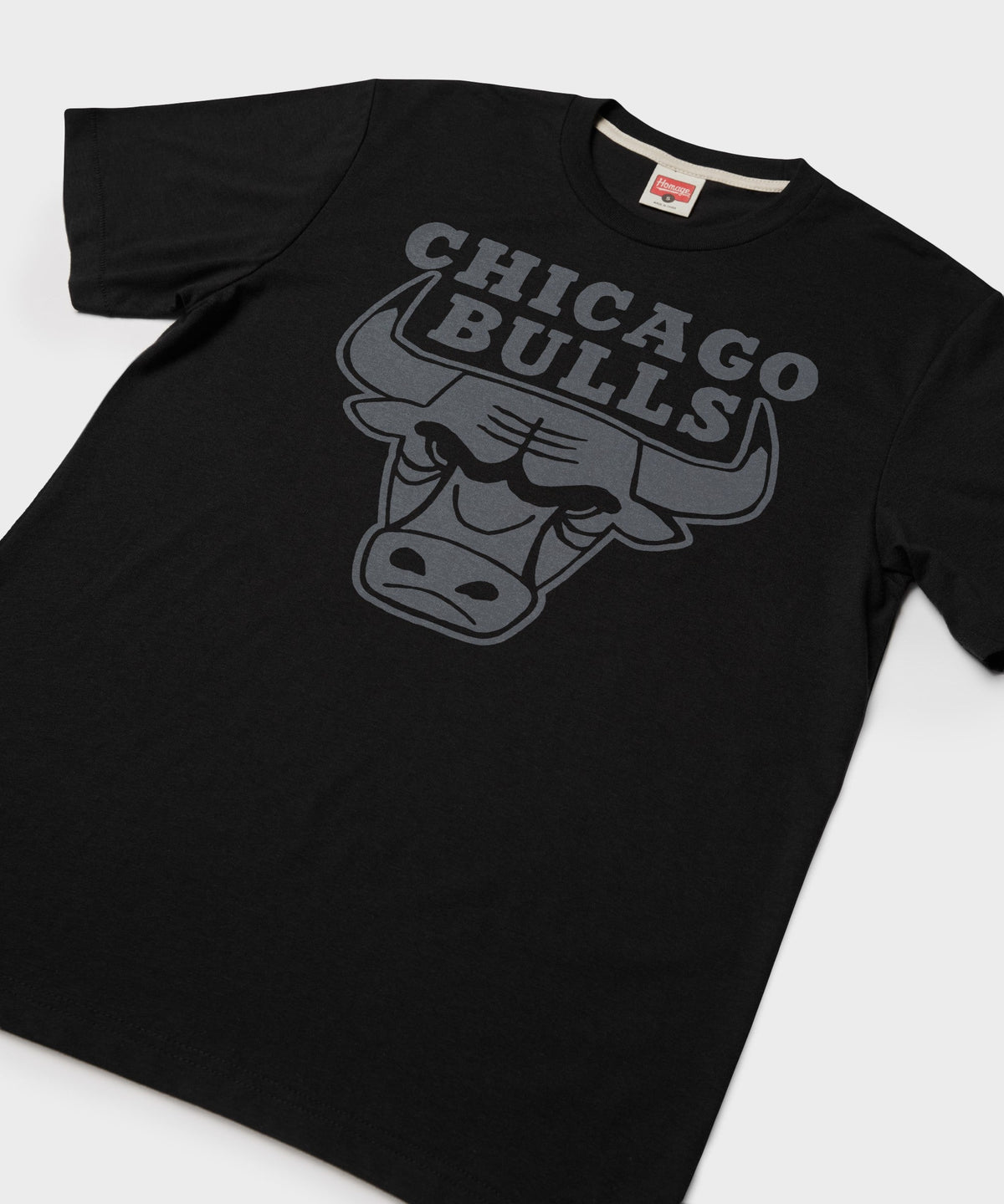 chicago bulls logo blackout