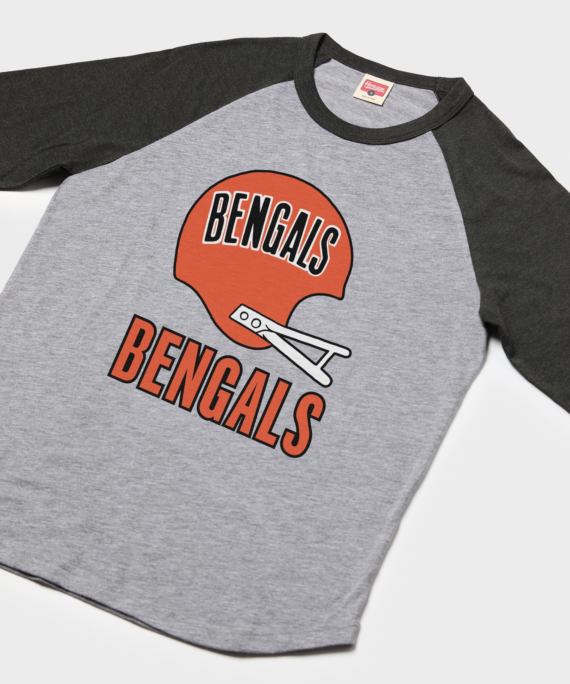 cincinnati bengals big helmet raglan