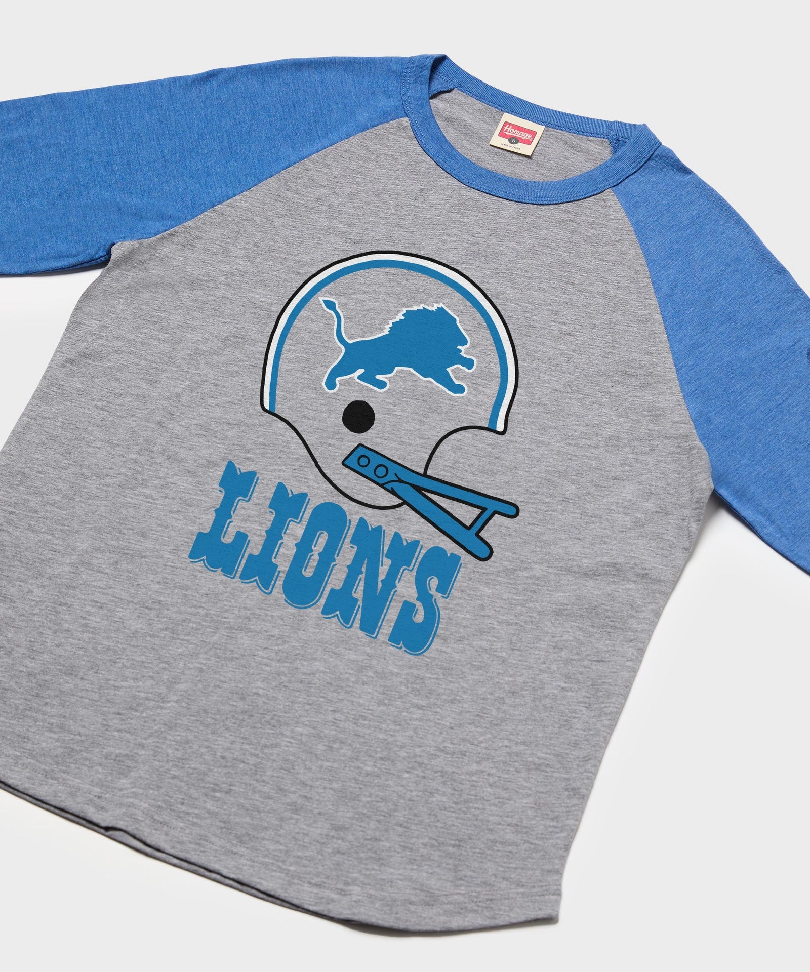 detroit lions big helmet raglan