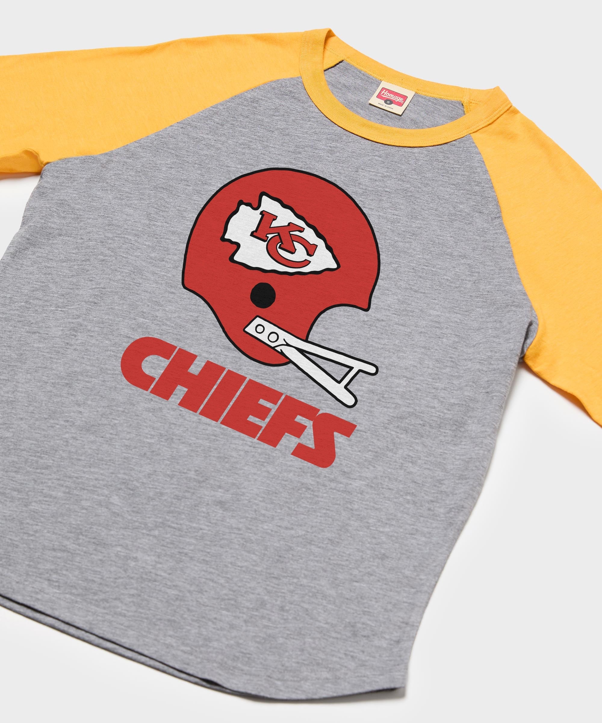 kansas city chiefs big helmet raglan