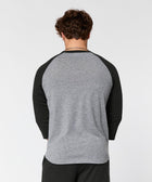 las vegas raiders big helmet raglan