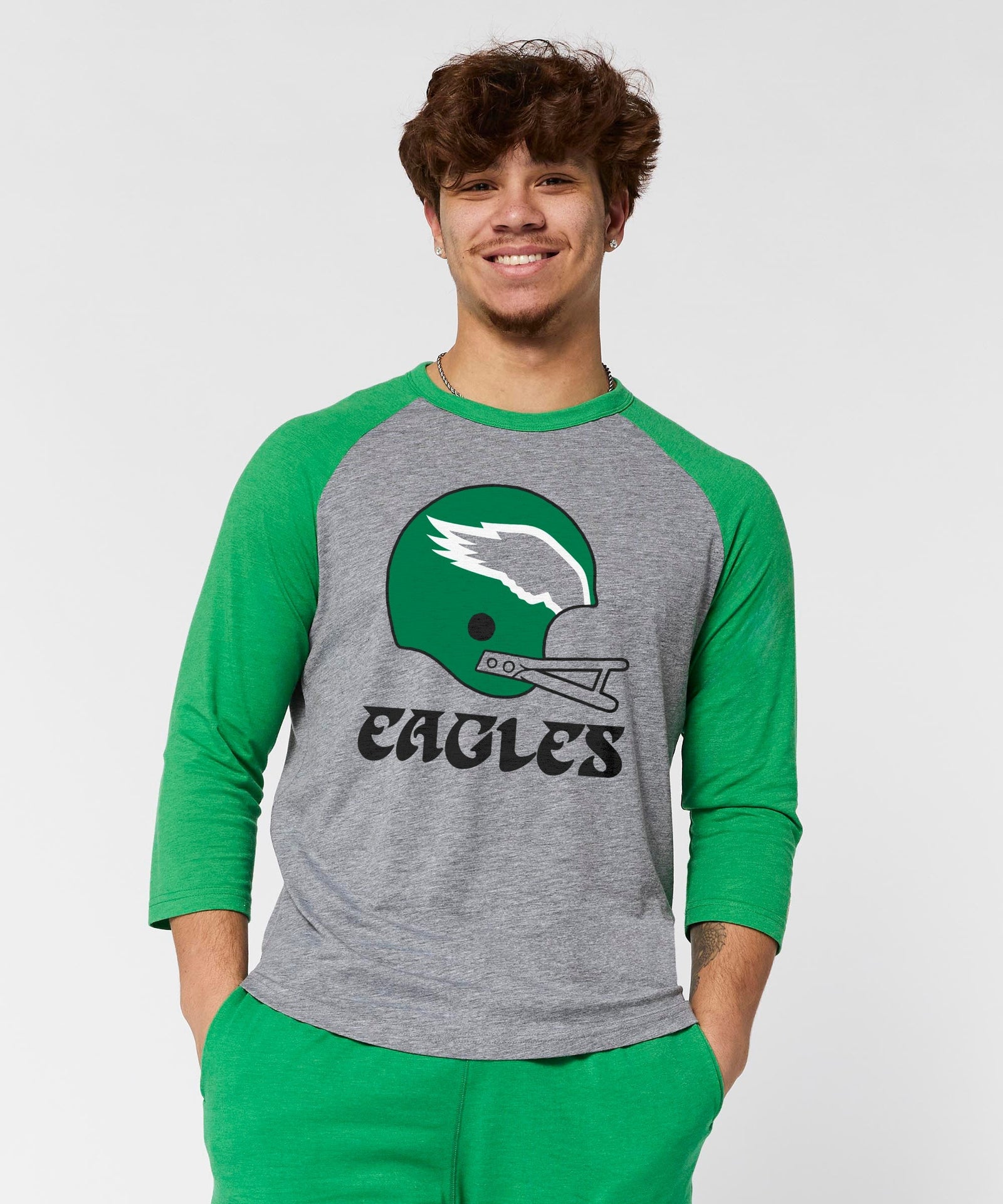 philadelphia eagles big helmet raglan