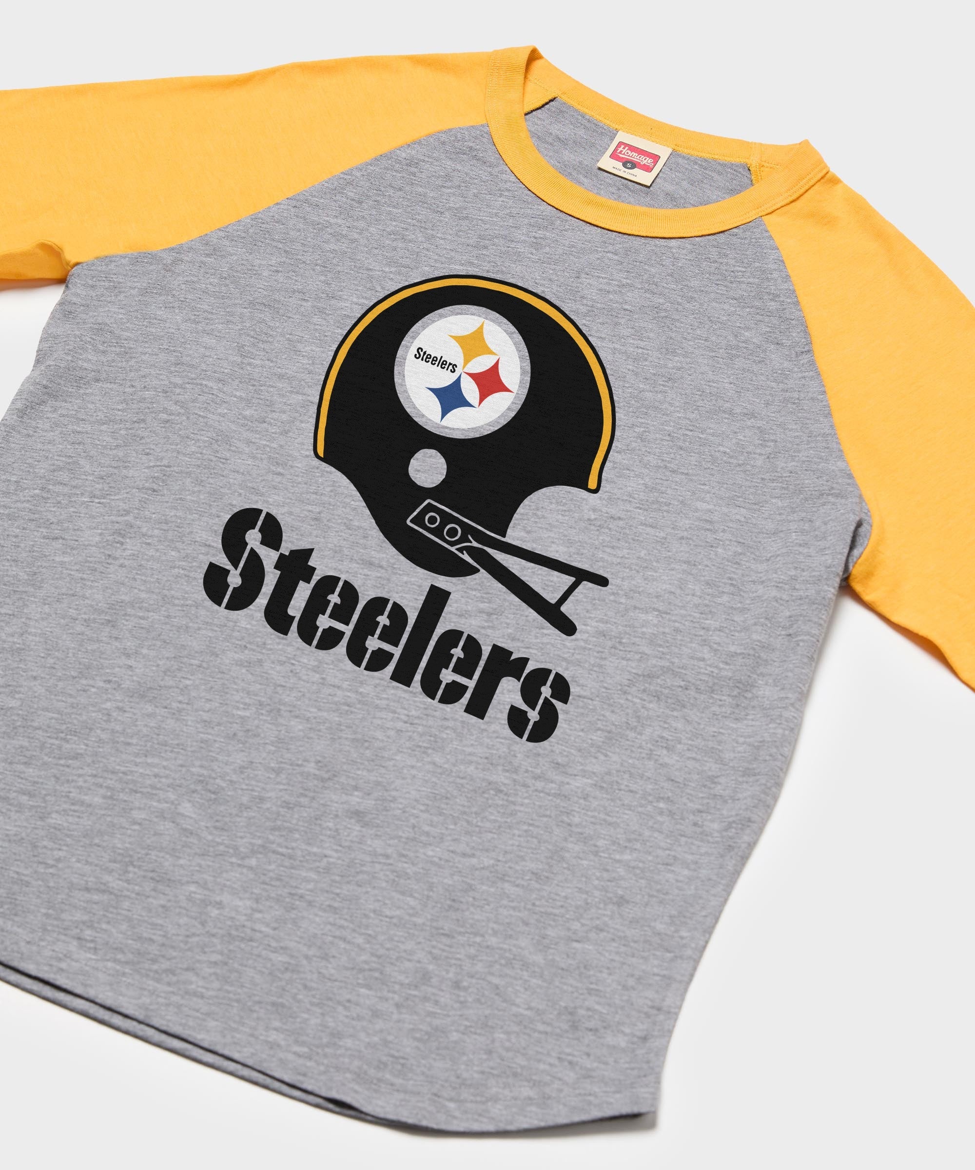 pittsburgh steelers big helmet raglan